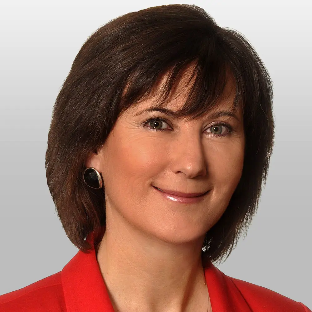 Caroline Schweppe Headshot